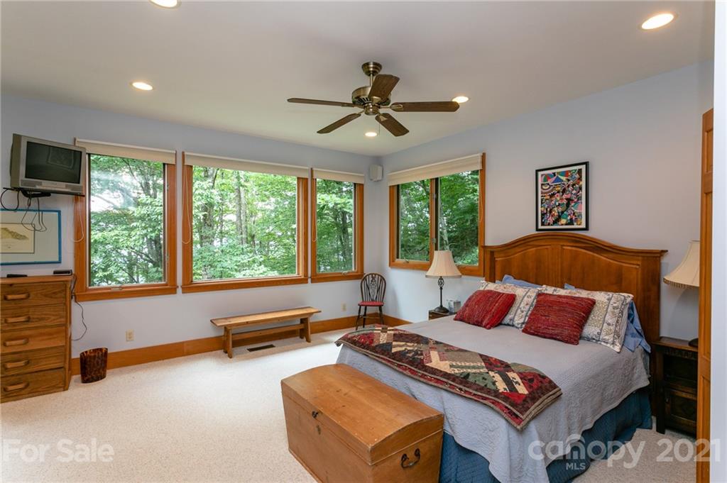 84 Rocky Knob thumbnail image 33