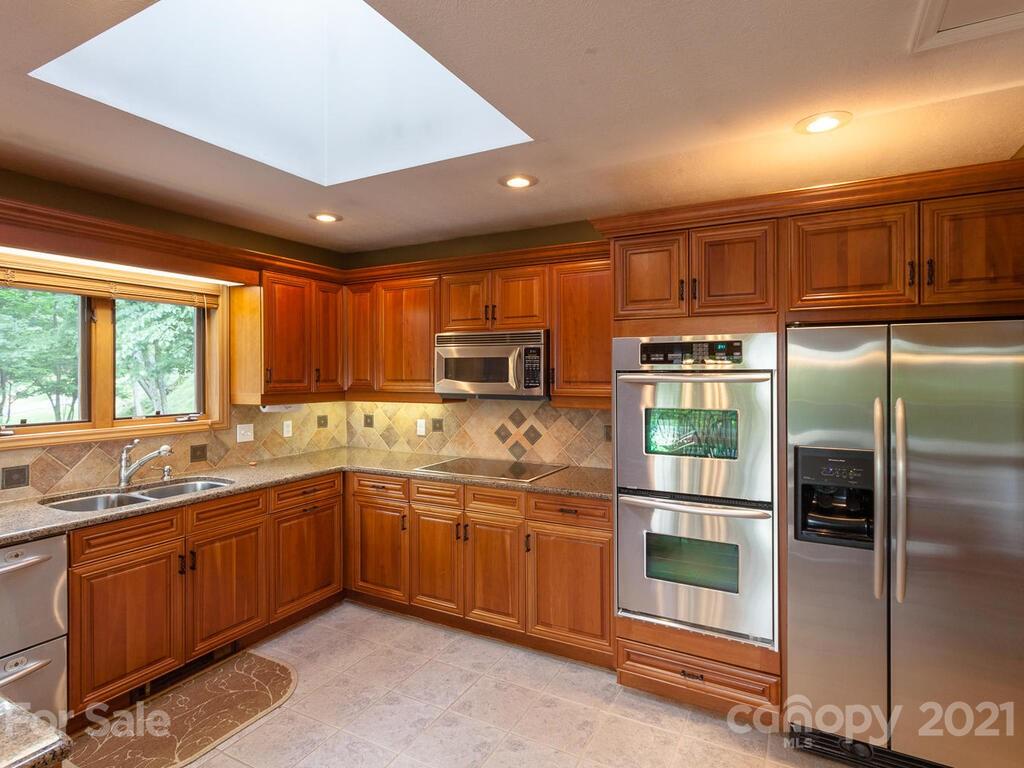 2520 Mountain Air thumbnail image 11