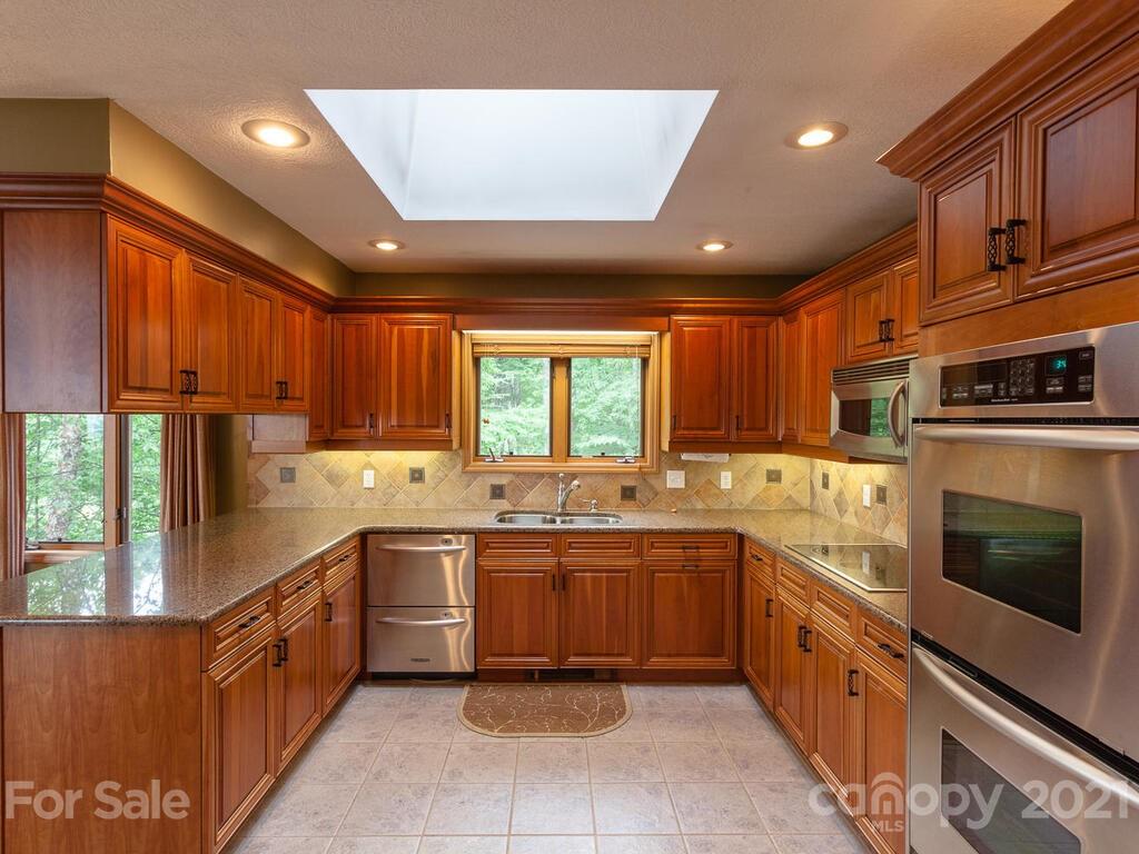 2520 Mountain Air thumbnail image 12