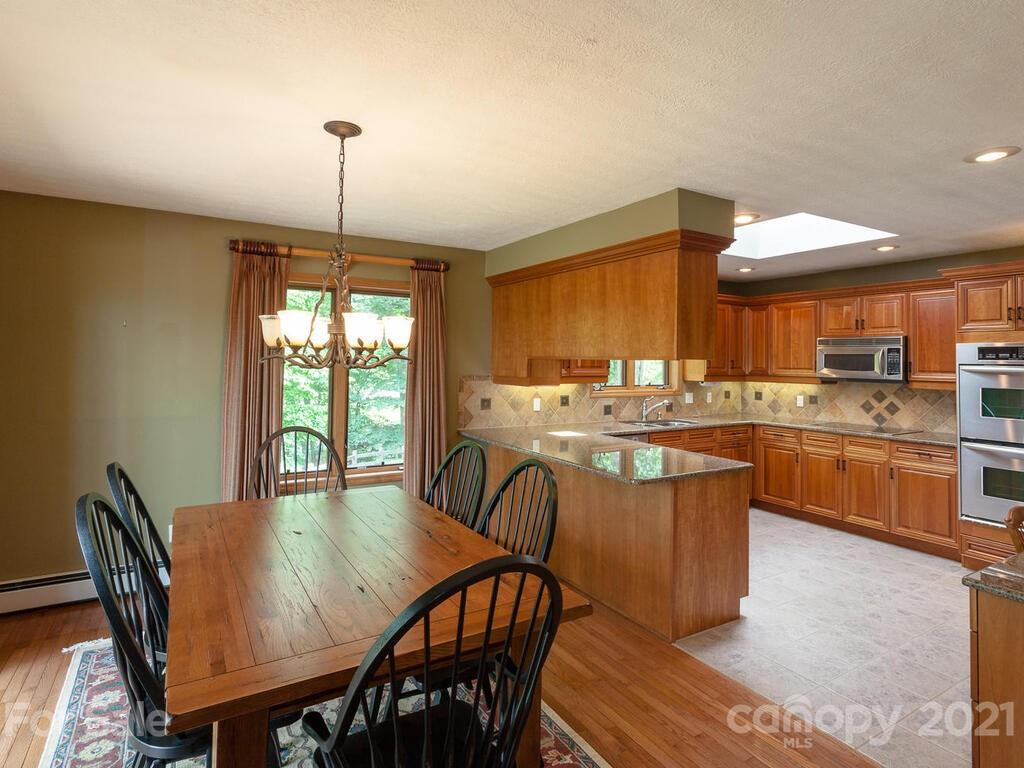 2520 Mountain Air thumbnail image 15