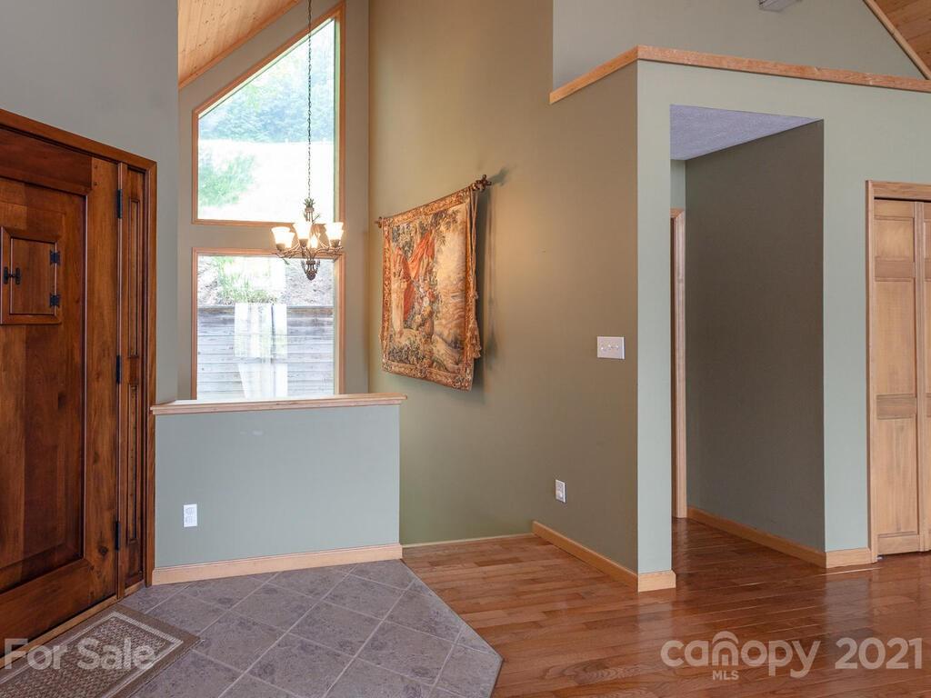 2520 Mountain Air thumbnail image 17