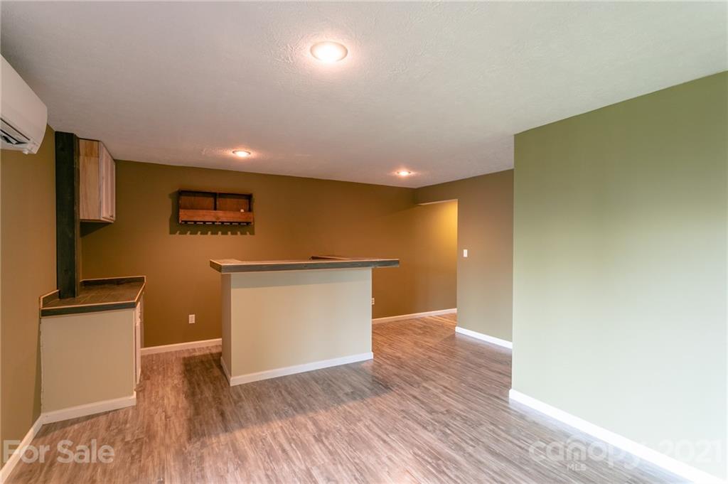 2520 Mountain Air thumbnail image 29