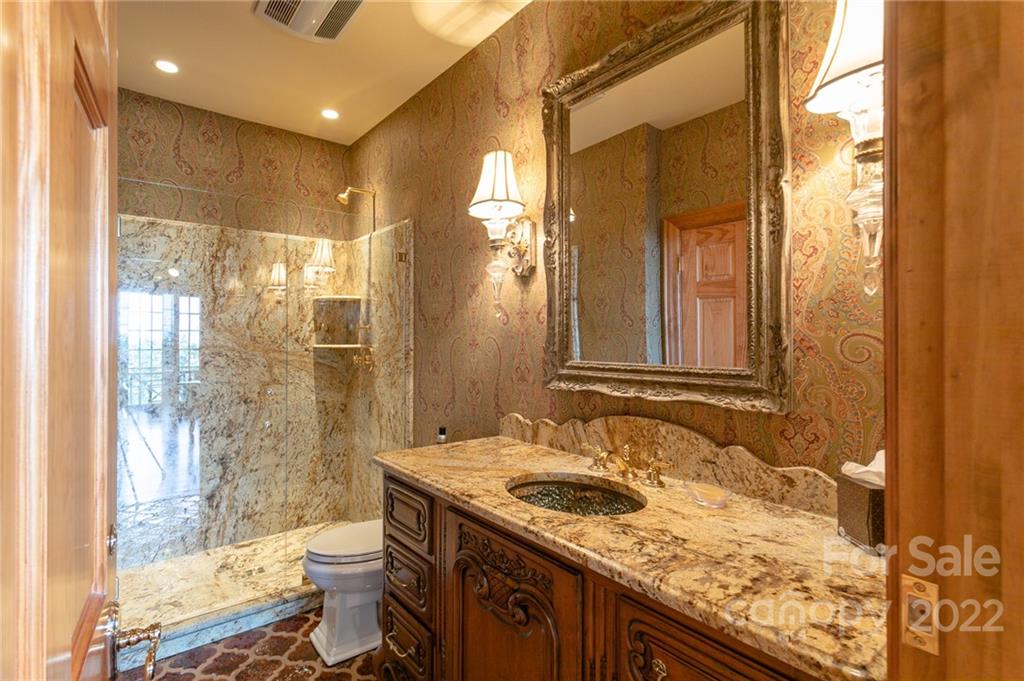 160 Cliff's Edge thumbnail image 32