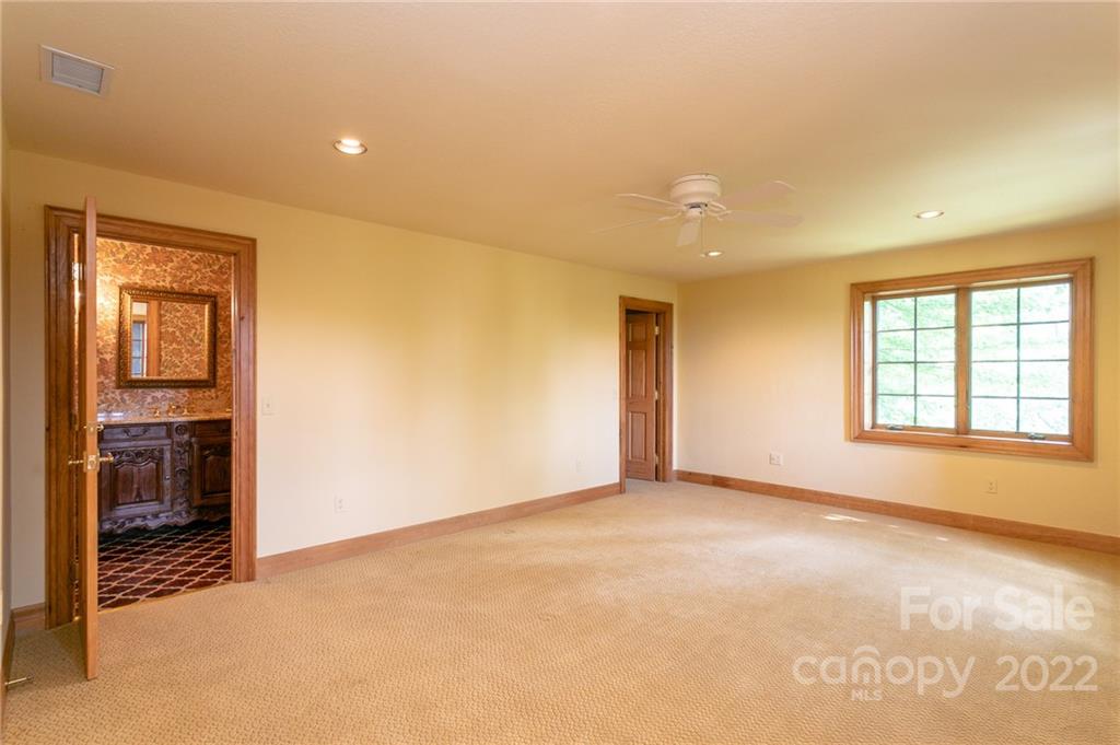 160 Cliff's Edge thumbnail image 35