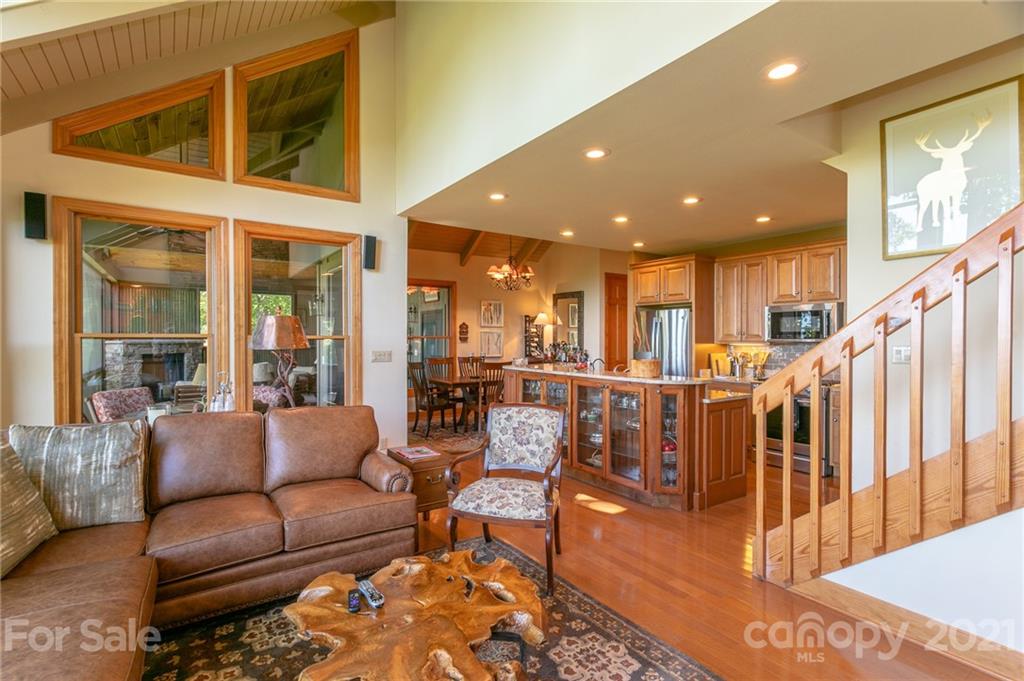 825 Andrew Banks thumbnail image 26