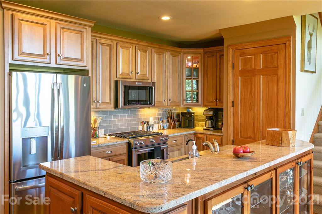 825 Andrew Banks thumbnail image 9