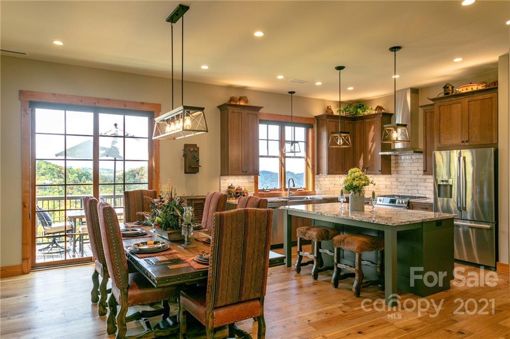 405 Spring Rock thumbnail image 12