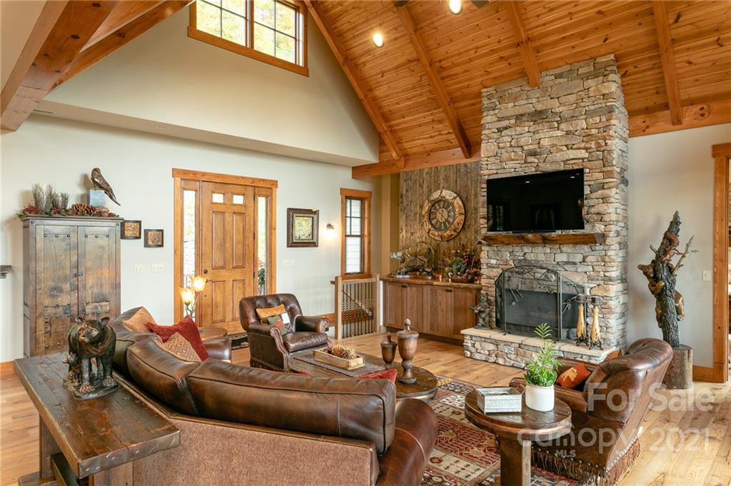 405 Spring Rock thumbnail image 16