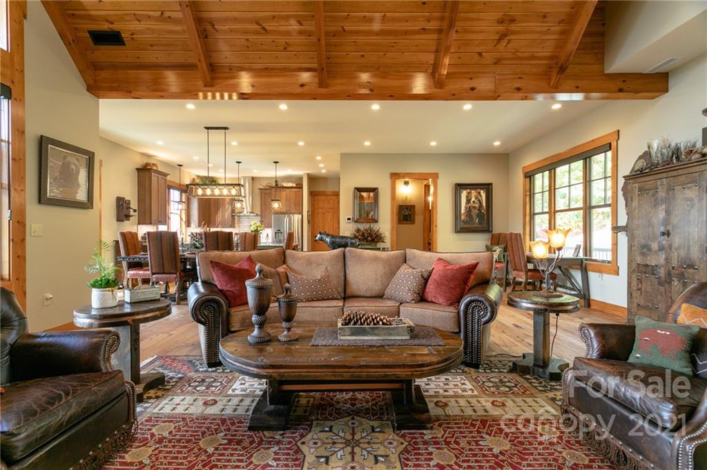 405 Spring Rock thumbnail image 18