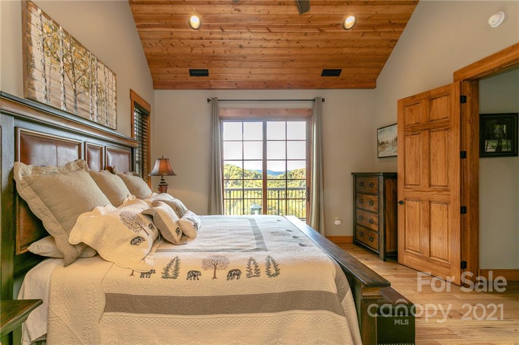 405 Spring Rock thumbnail image 21