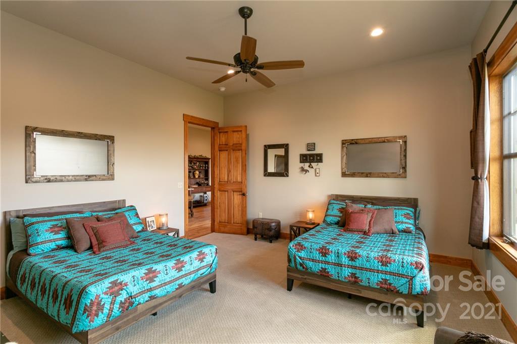 405 Spring Rock thumbnail image 36