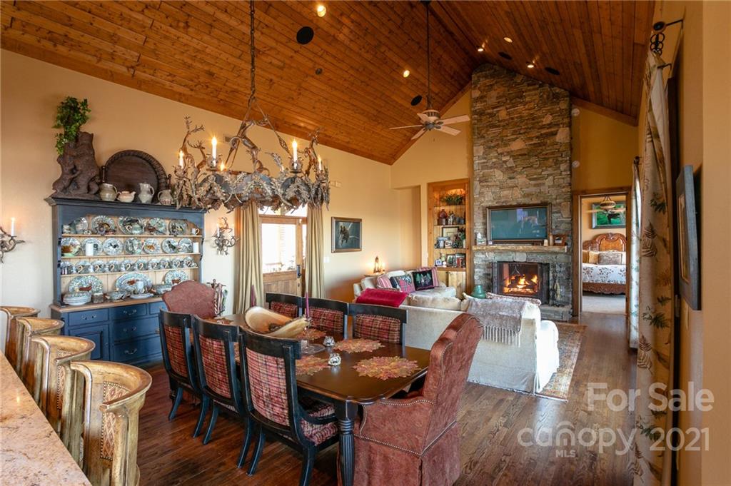 3430 Mountain Air thumbnail image 14