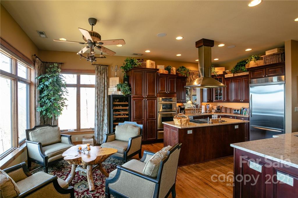 3430 Mountain Air thumbnail image 6