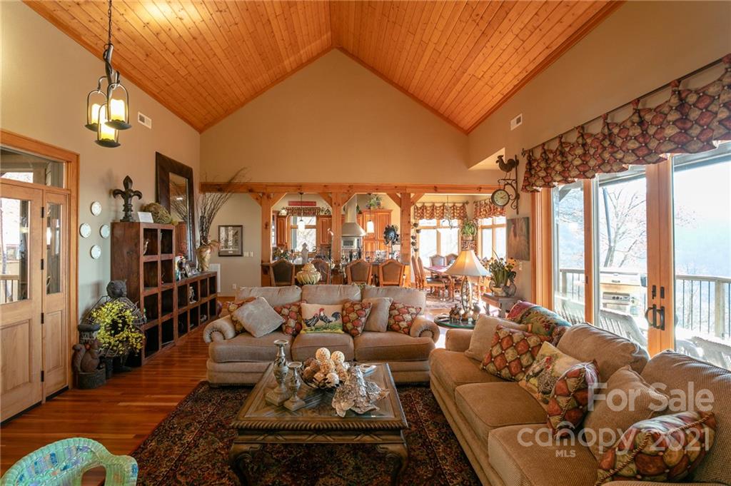 3226 Mountain Air thumbnail image 22