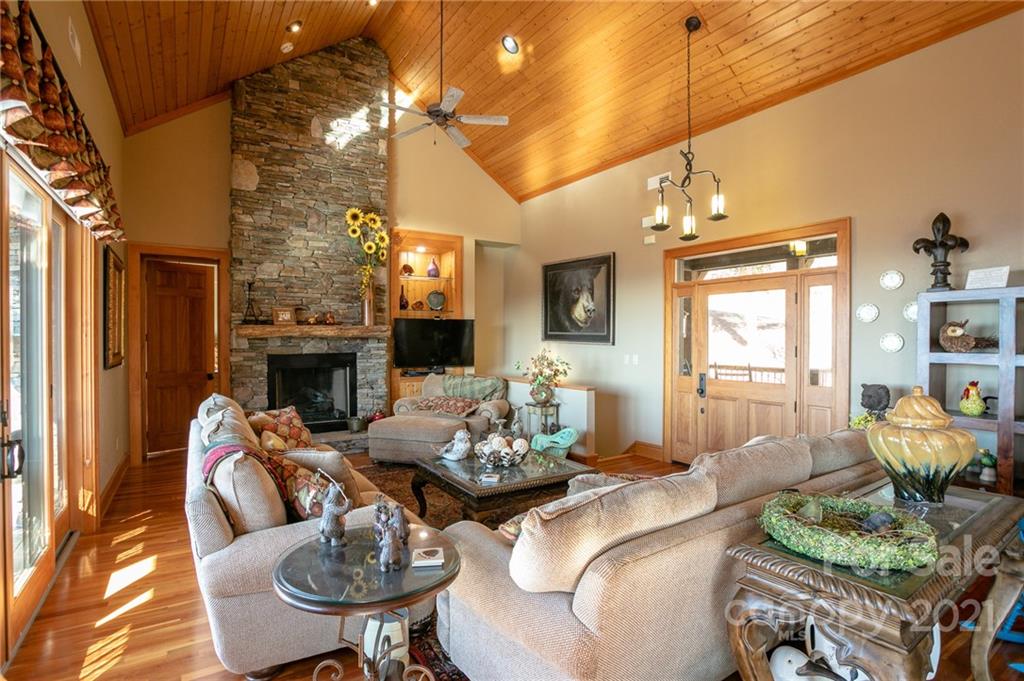 3226 Mountain Air thumbnail image 8