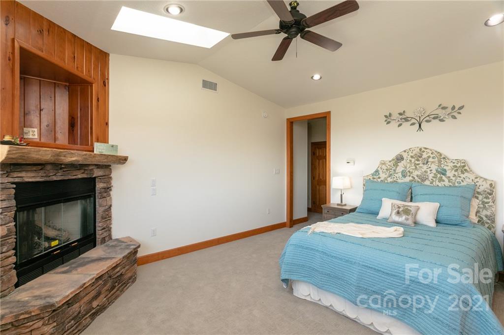 101 Spring Rock thumbnail image 33