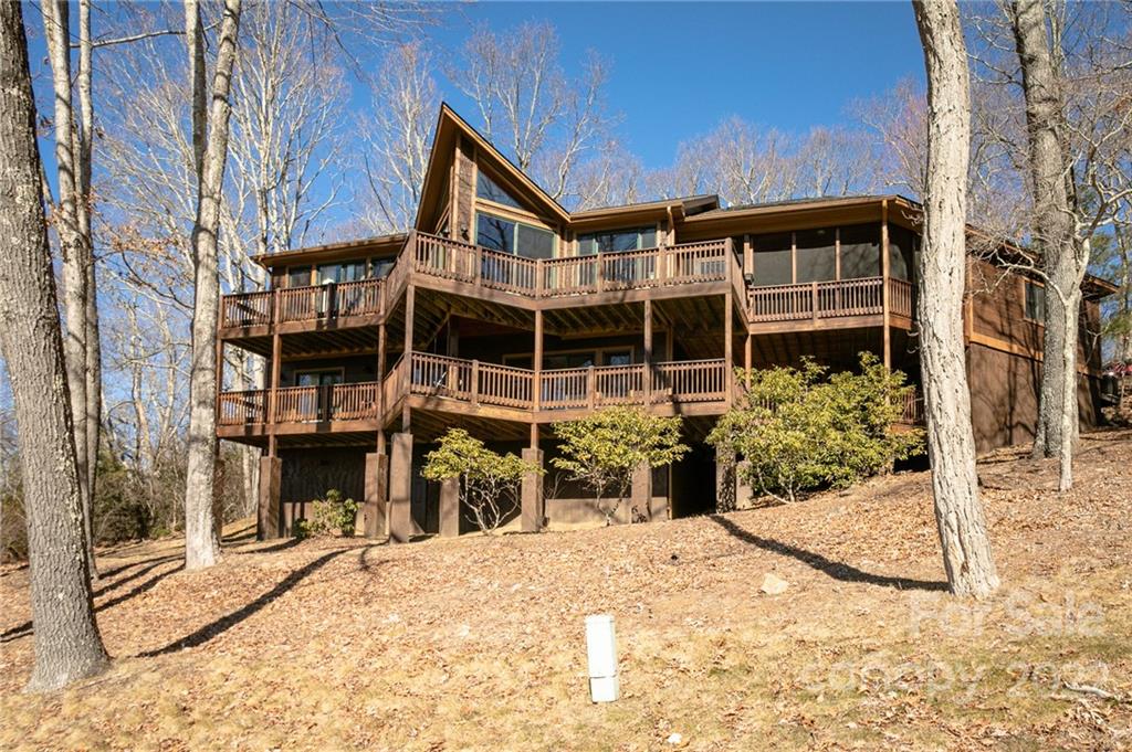 189 Smokehouse thumbnail image 2