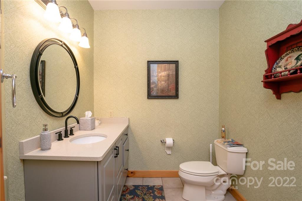 189 Smokehouse thumbnail image 21