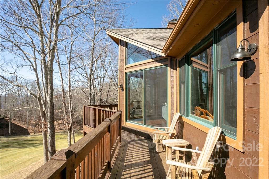 189 Smokehouse thumbnail image 36