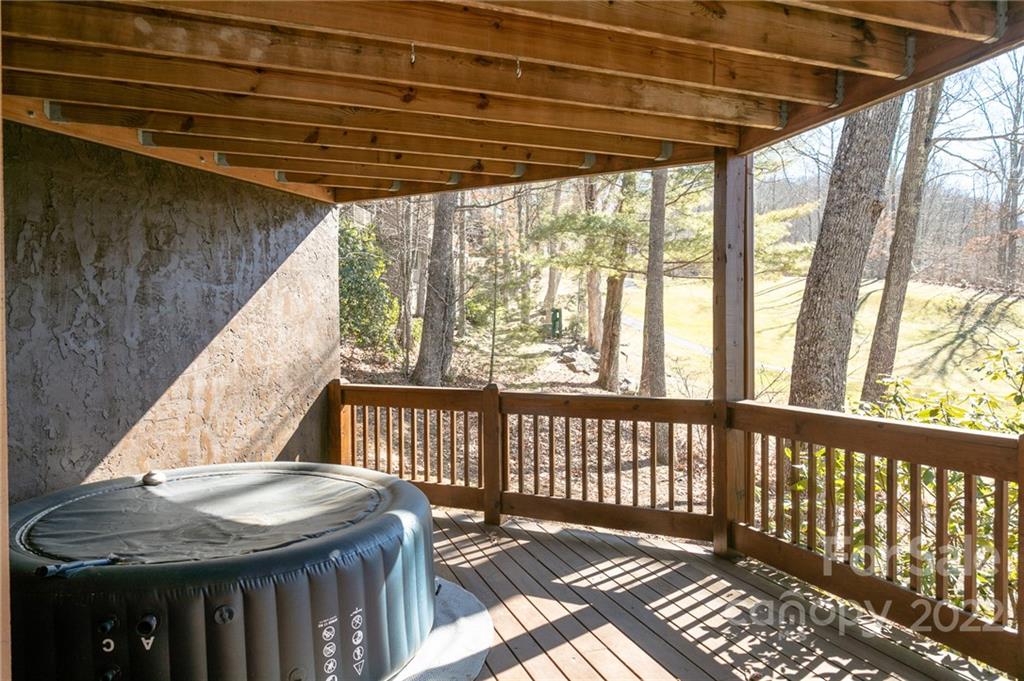 189 Smokehouse thumbnail image 41