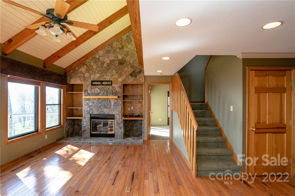 195 Jumpoff Rock thumbnail image 16