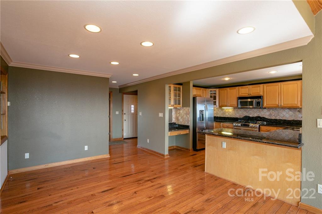 195 Jumpoff Rock thumbnail image 19