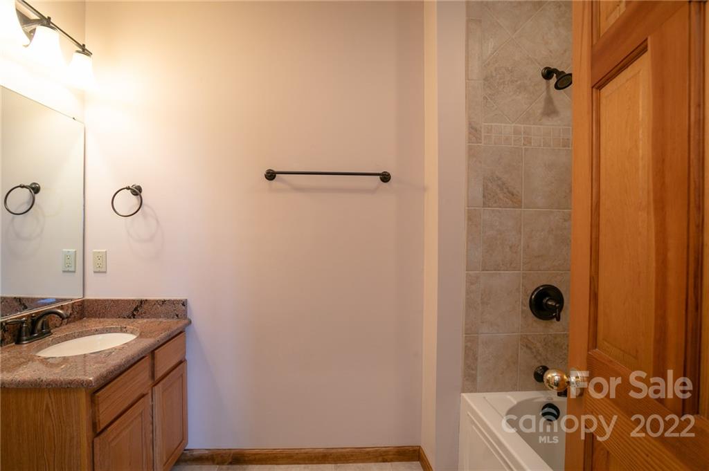 195 Jumpoff Rock thumbnail image 27