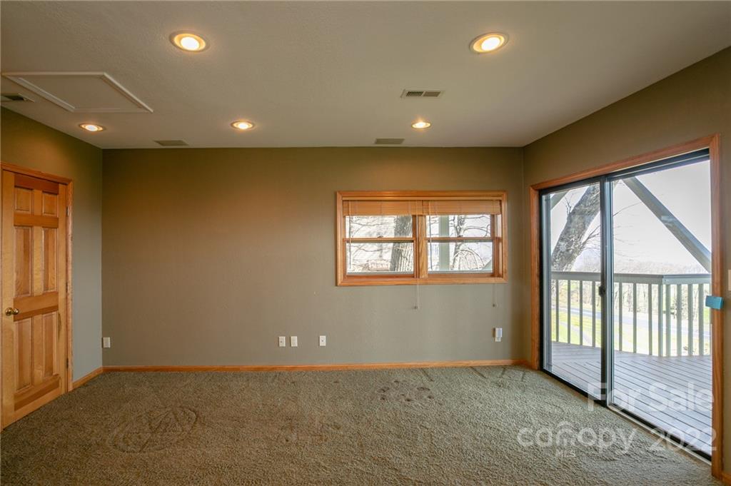 195 Jumpoff Rock thumbnail image 35