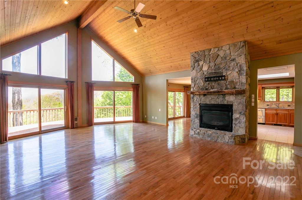 2520 Mountain Air thumbnail image 12