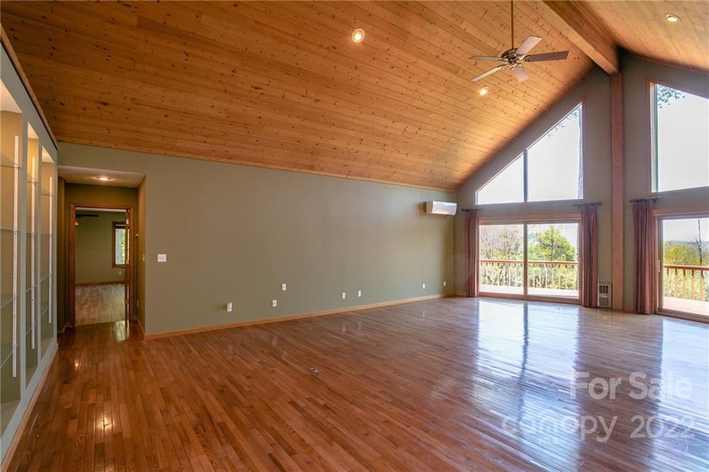 2520 Mountain Air thumbnail image 13