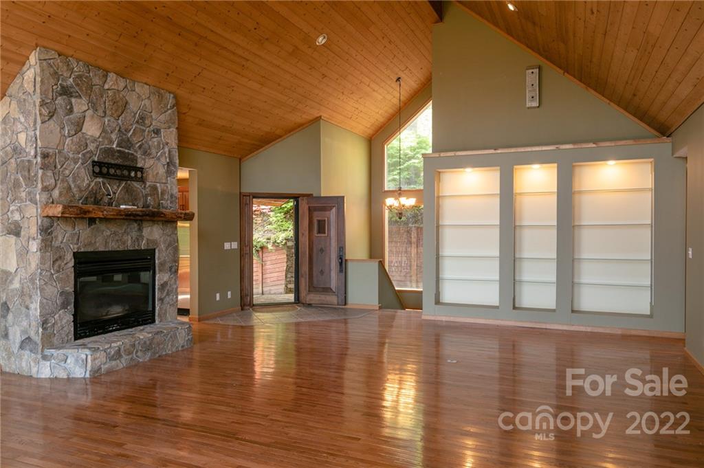 2520 Mountain Air thumbnail image 14