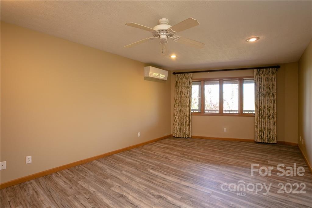 2520 Mountain Air thumbnail image 29