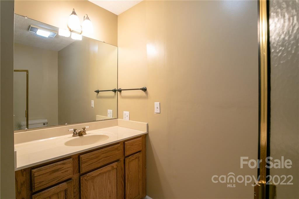 2520 Mountain Air thumbnail image 30