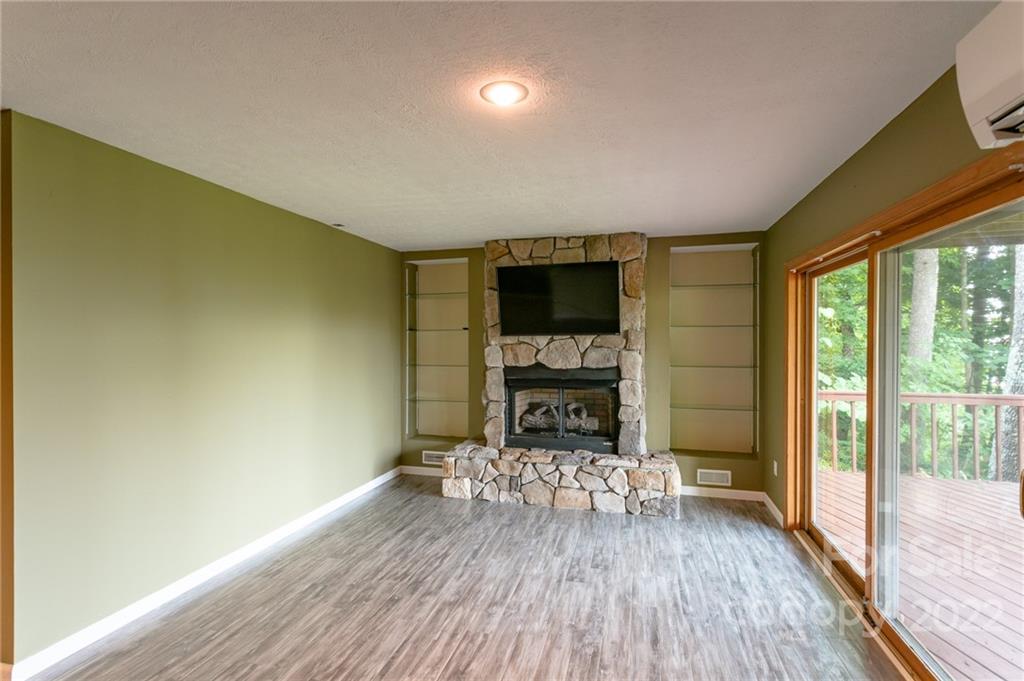 2520 Mountain Air thumbnail image 32