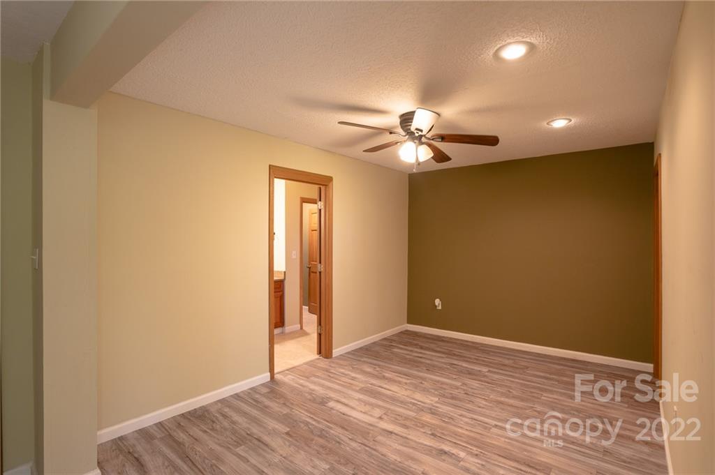 2520 Mountain Air thumbnail image 35