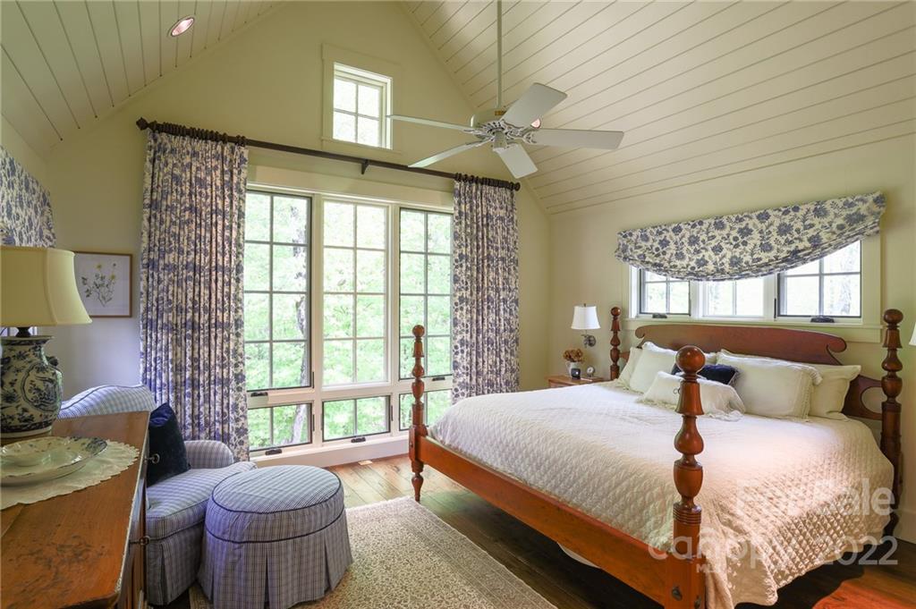 616 Old Growth Forest thumbnail image 24