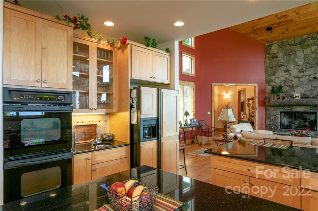 671 Austin Mountain thumbnail image 17