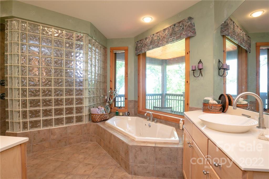 671 Austin Mountain thumbnail image 26