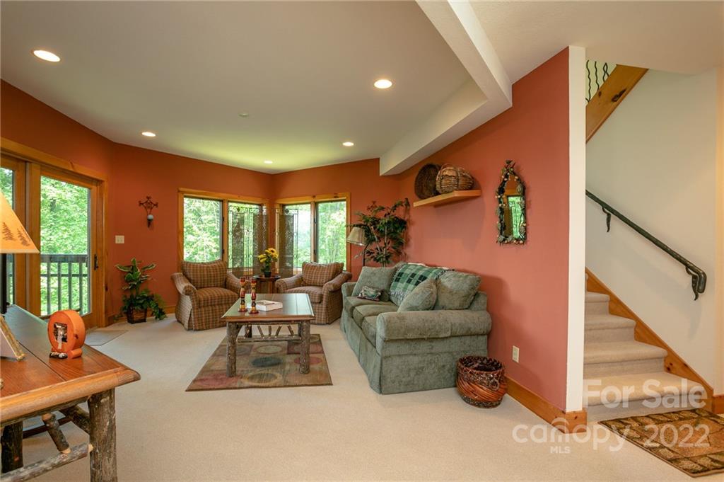 671 Austin Mountain thumbnail image 29