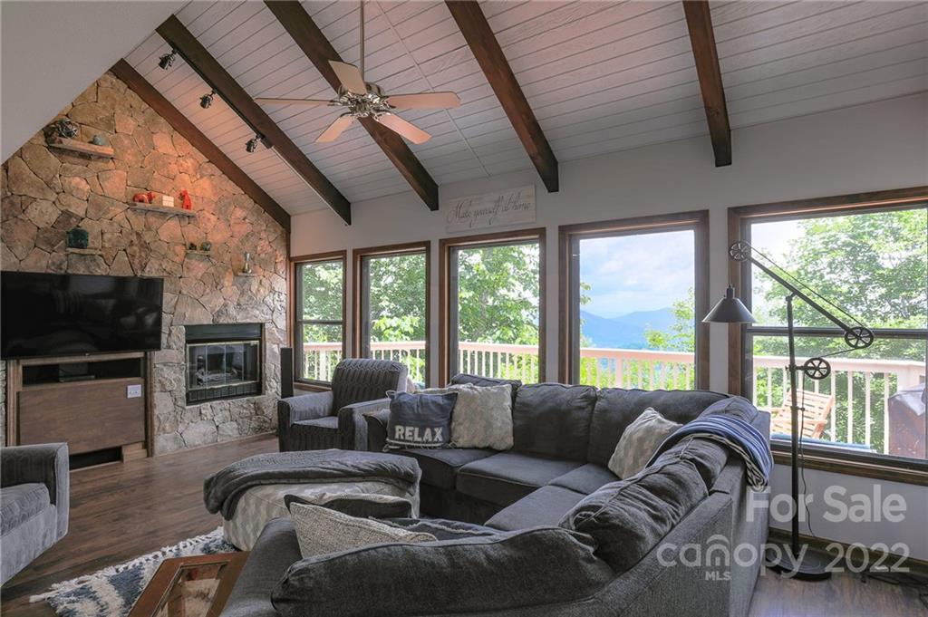 121 Slickrock Ridge thumbnail image 3