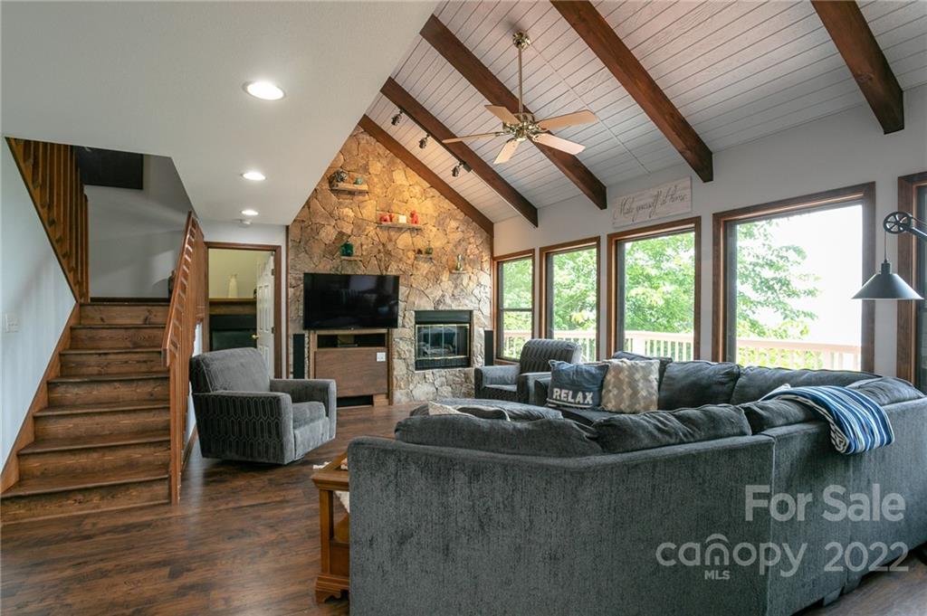 121 Slickrock Ridge thumbnail image 9