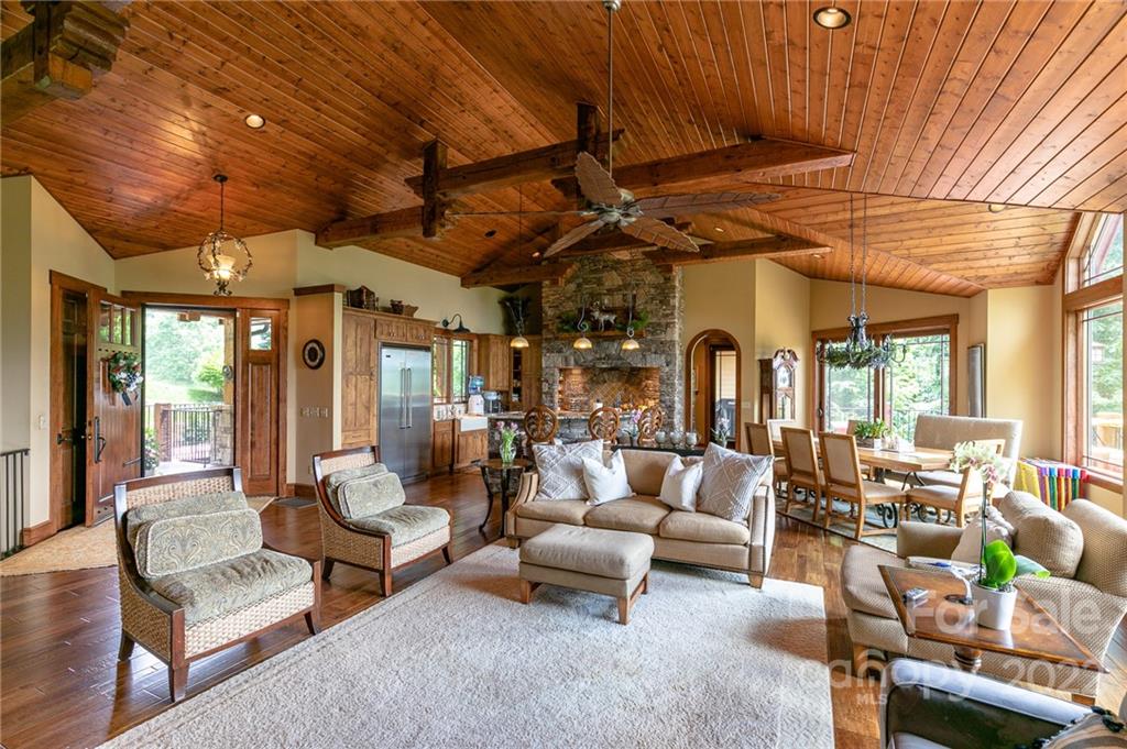 391 Austin Mountain thumbnail image 10