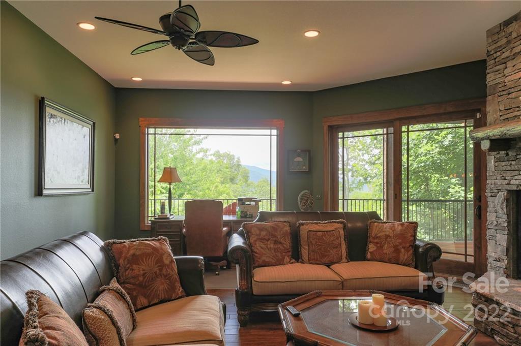 391 Austin Mountain thumbnail image 27