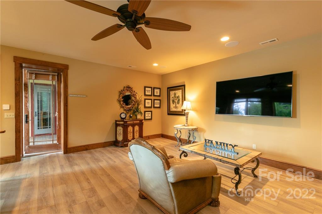 391 Austin Mountain thumbnail image 38