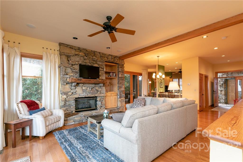 115 Stoney Falls thumbnail image 3