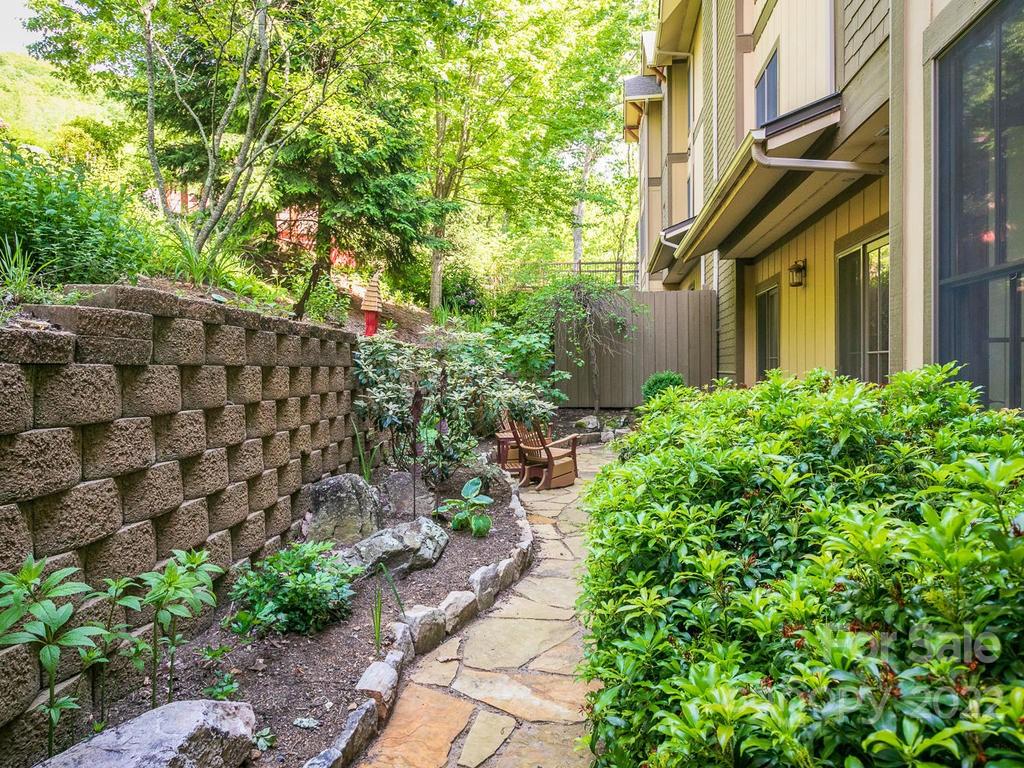 224 Logging Horse thumbnail image 28