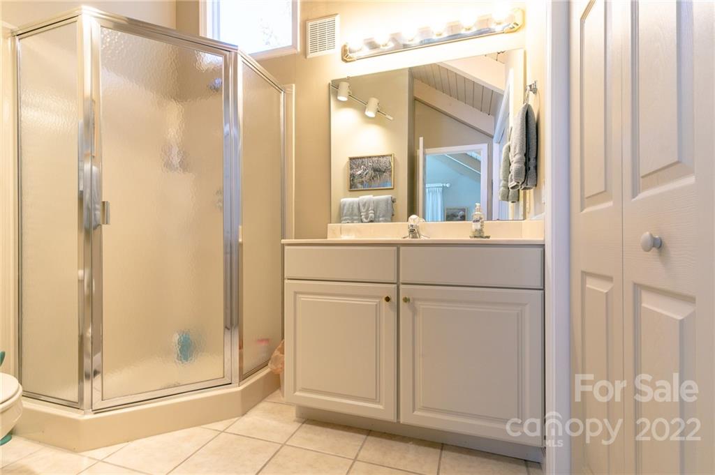 171 Ivy Ridge thumbnail image 19