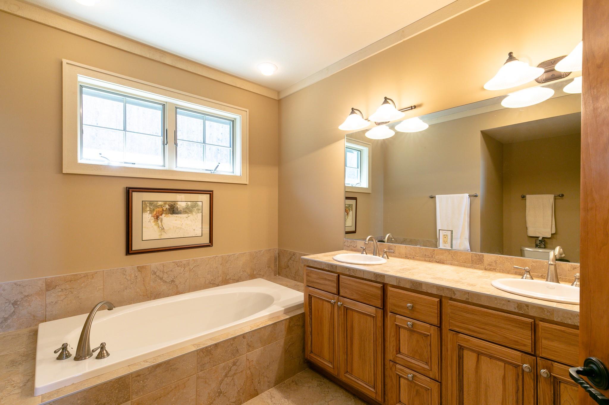 45 Creekside thumbnail image 25