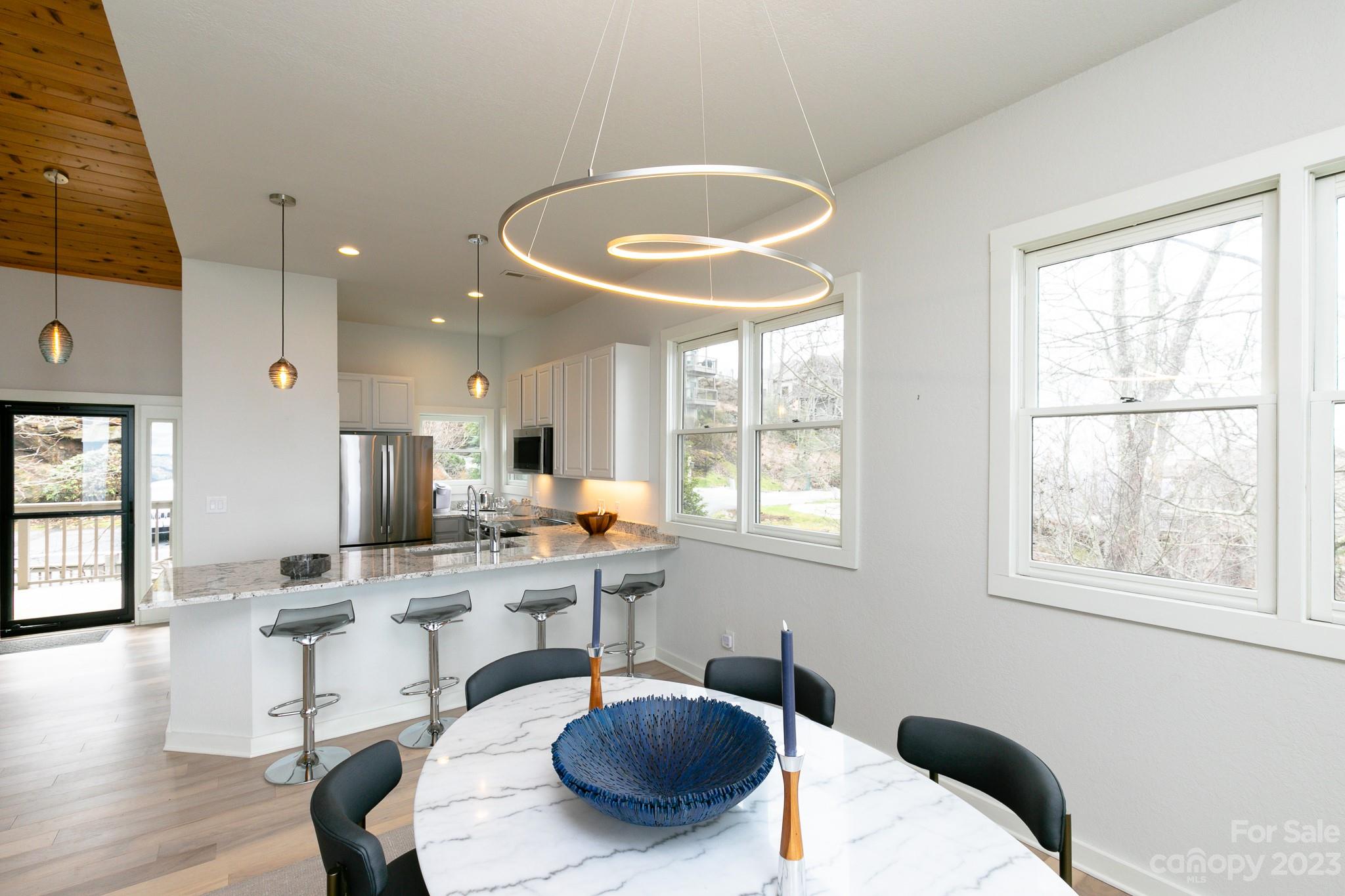 30 Club Villa thumbnail image 13