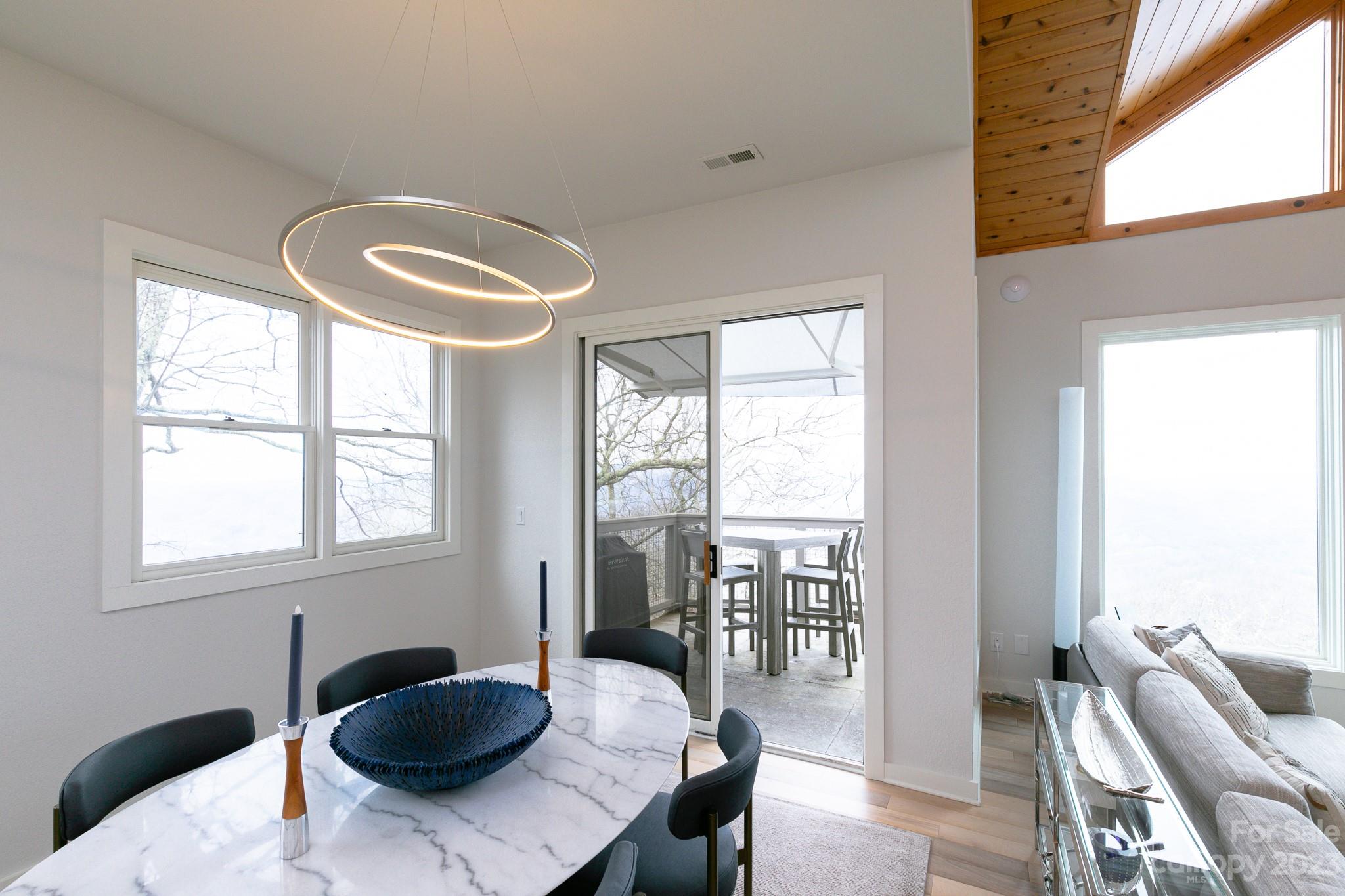 30 Club Villa thumbnail image 14